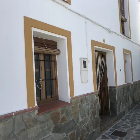 CASA PETRA : Bonita casa rural en Yunquera-3